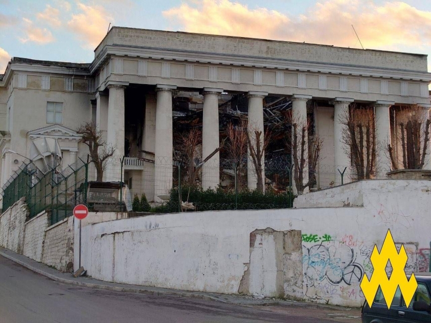З'явилися фото зруйнованої будівлі штабу Чорноморського флоту РФ у Севастополі
