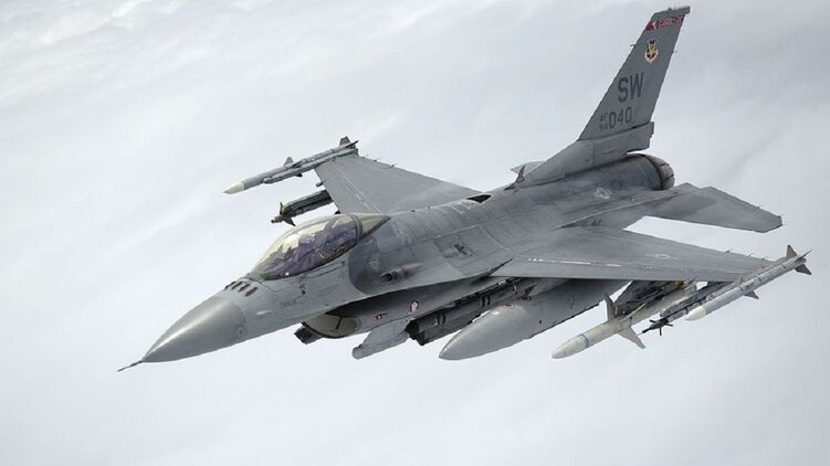 В Україні вже готують аеродроми під винищувачі F-16, - Міноборони