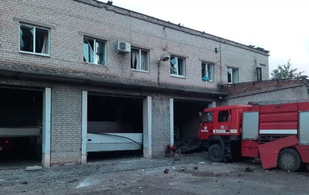 Росіяни атакували підрозділ пожежної охорони на Херсонщині: є постраждалі