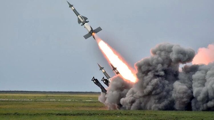 Нові ракетні атаки Росії відрізняються масштабом та складністю, - Financial Times
