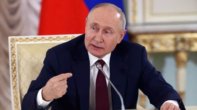 Путін доручив чиновникам шукати у всьому світі активи Російської імперії та СРСР