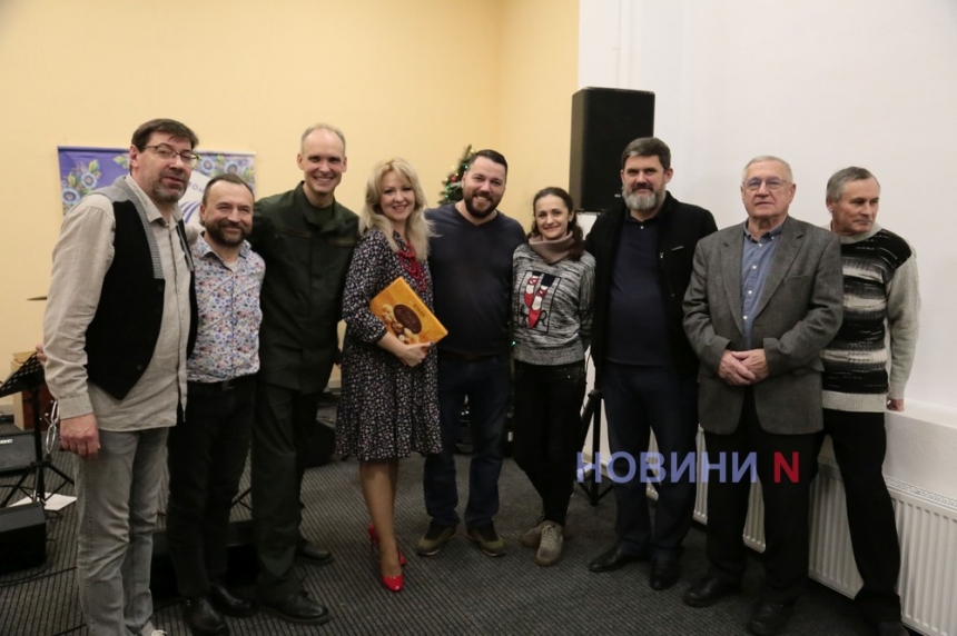 «Зимові мелодії»: для миколаївської публіки виступив «Acoustic Band» (фоторепортаж)