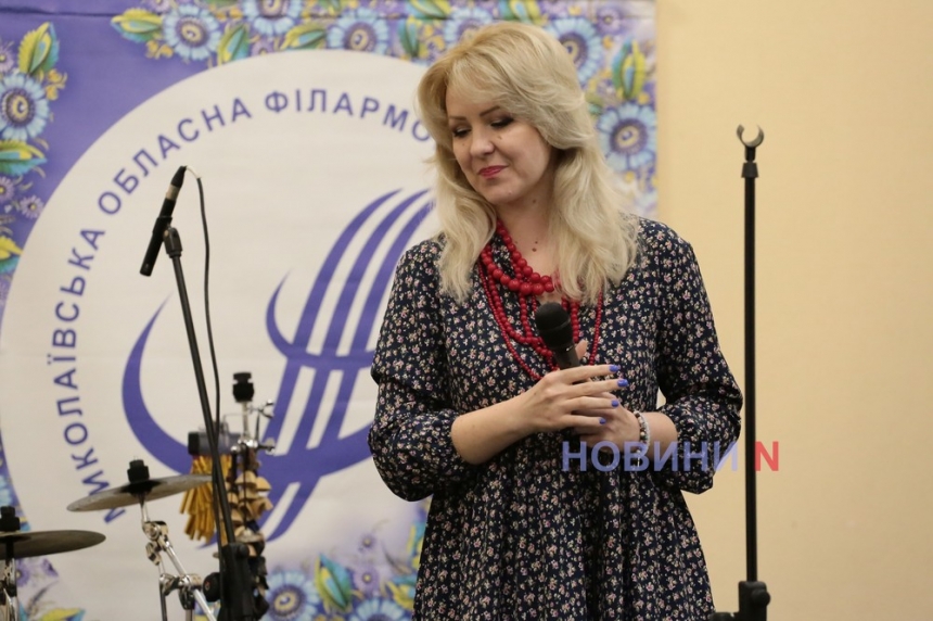«Зимние мелодии»: для николаевской публики выступил «Acoustic Band» (фоторепортаж)