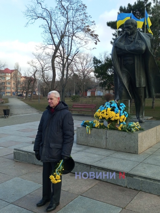 В Николаеве активисты очень скромно отметили День Соборности Украины (фоторепортаж)