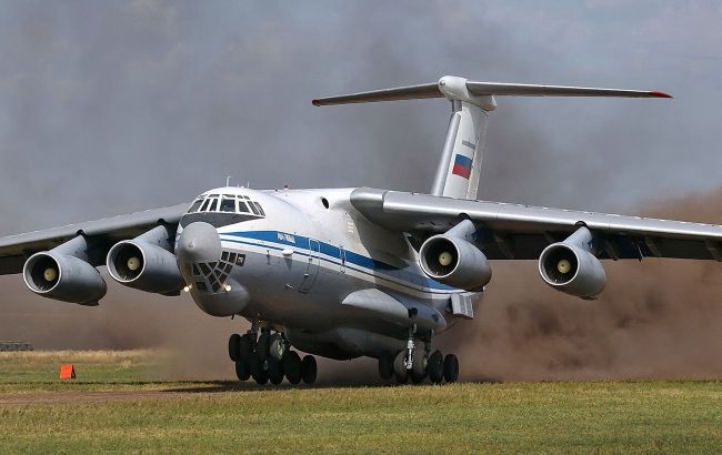 В РФ упал военный самолет Ил-76