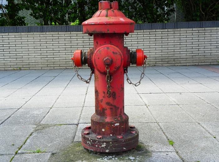 В некоторых домах Николаева не будет воды: меняют пожарные гидранты