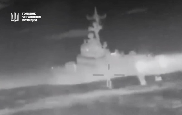 Спецназ ГУР знищив російський ракетний катер (відео)