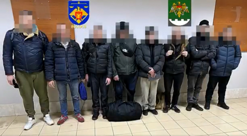 У Молдові затримали двох громадян, які перевозили українців через кордон: серед «клієнтів» були й миколаївці (відео)