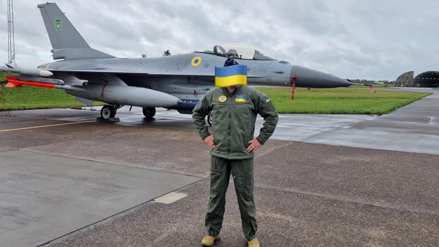 Льотчик розповів про підготовку на F-16 та показав фото вже українського літака