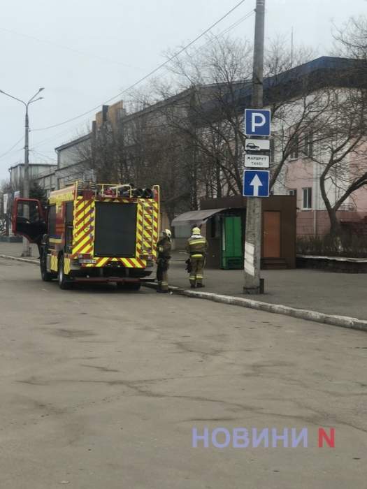 У Миколаєві надійшло повідомлення про замінування залізничного вокзалу