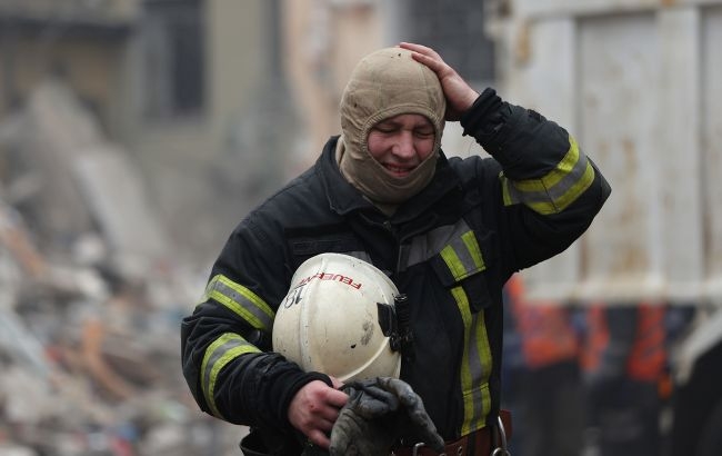 У Львові є влучення: вибуховою хвилею від ракети пошкоджено будинки