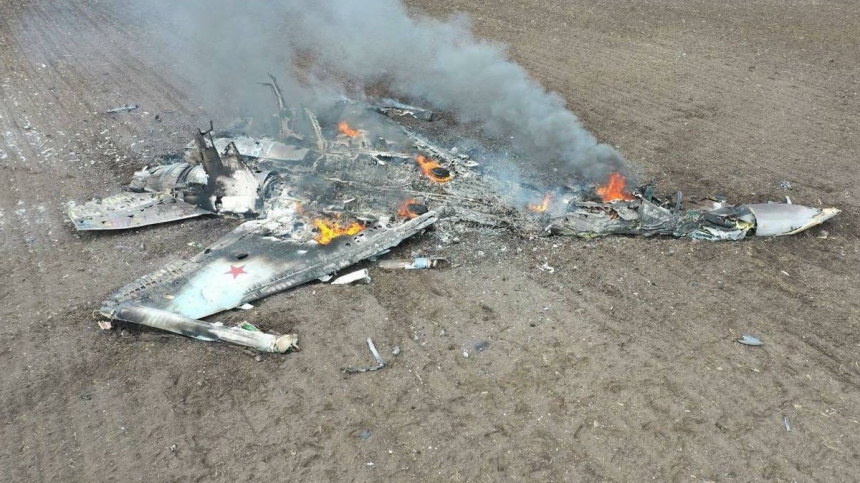 ВСУ уничтожили вражеский сверхзвуковой истребитель-бомбардировщик Су-34