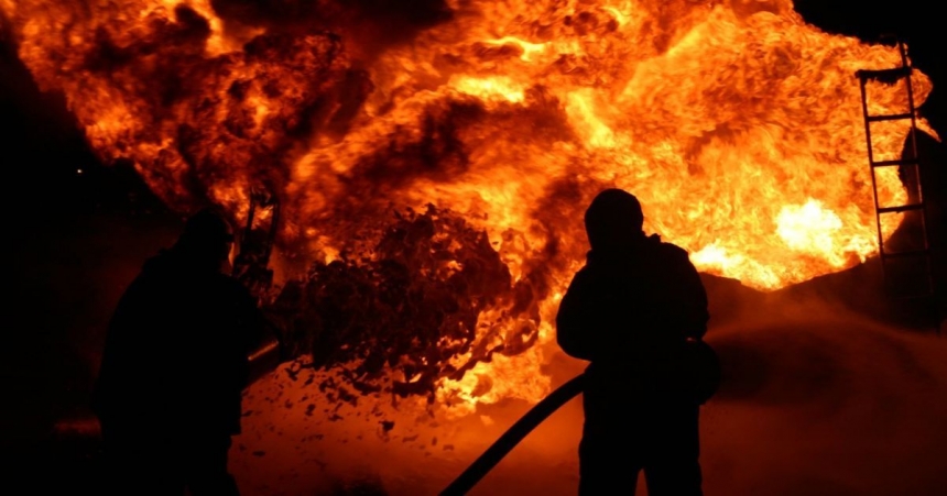 «Возник пожар, спасатели уже работают», - Ким о «прилете» в Николаевской области