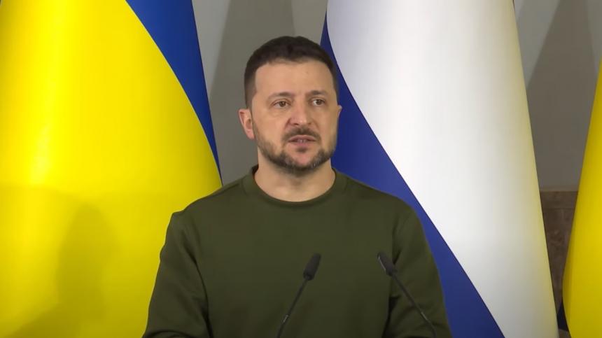 Зеленский пока не советует украинцам возвращаться в Харьков