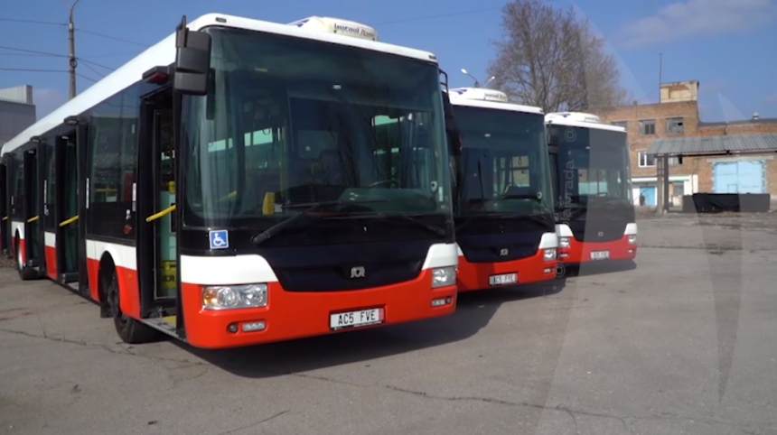 В Николаев прибыли три автобуса из Праги (видео)
