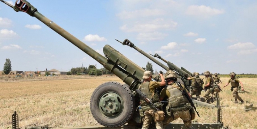 «Кошмарять» за допомогою артилерії: ситуація на Миколаївщині за добу