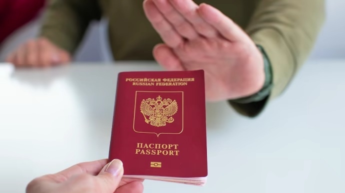 Россия может летом депортировать украинцев с ВОТ без паспортов РФ, - разведка