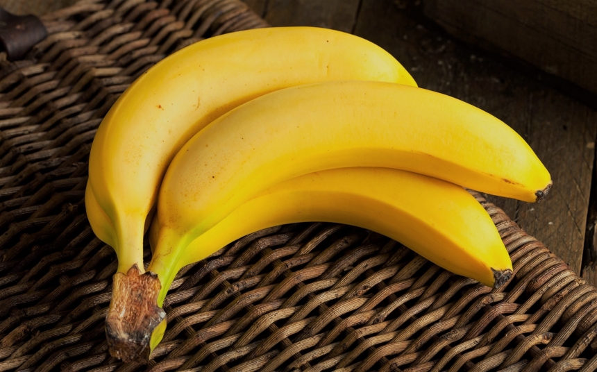 В Україні подорожчають банани: названо причину
