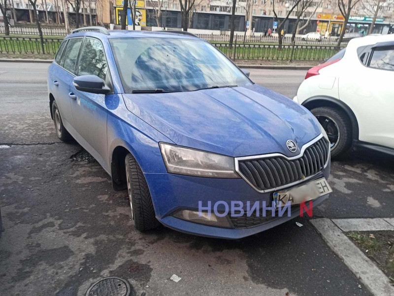 В центре Николаева столкнулись четыре автомобиля (фото)