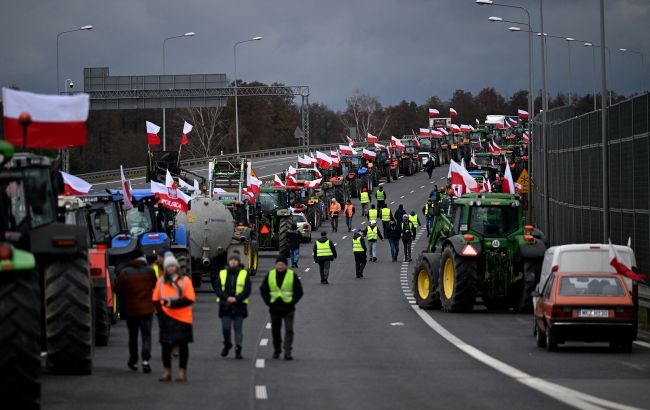 Польські фермери анонсували масштабні страйки по всій країні