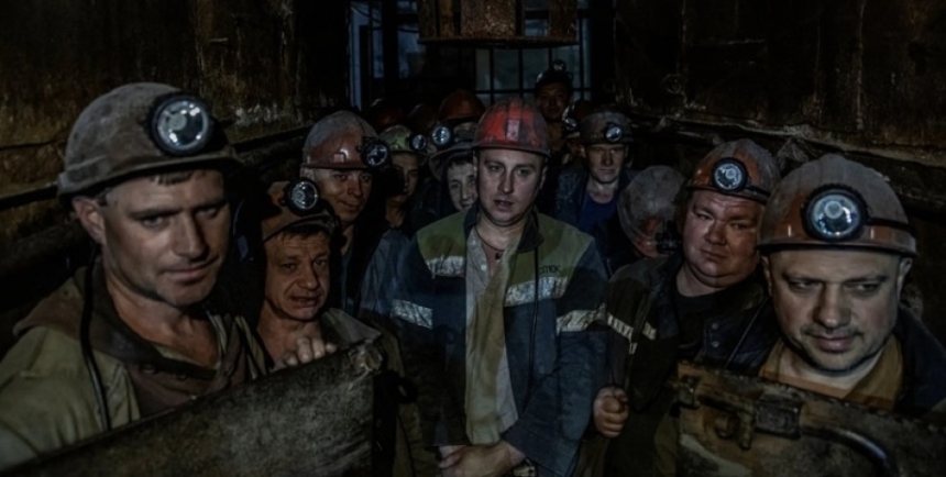 Відключення світла на Дніпропетровщині: понад тисяча шахтарів застрягли під землею
