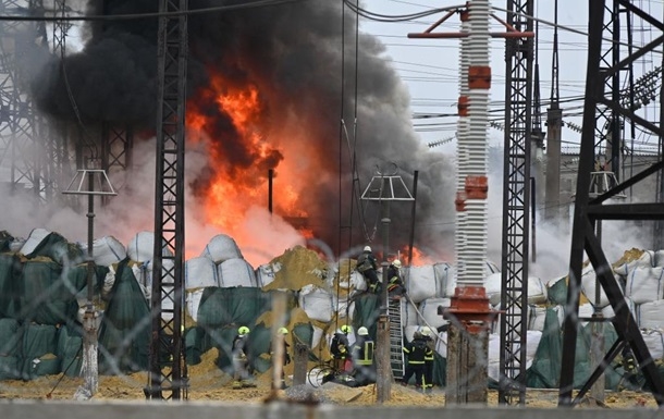 Внаслідок нічної російської атаки пошкоджено енергооб'єкти в шести областях України