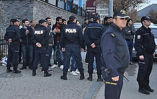 В Турции на избирательном участке произошла стрельба – один человек погиб, есть раненые