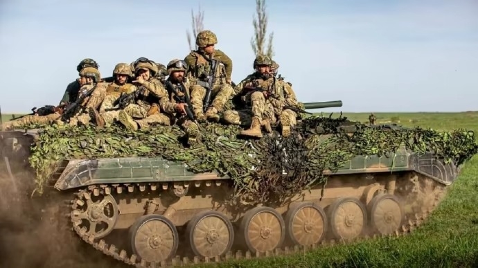 Силы обороны приостановят наступление россиян в случае быстрого прибытия помощи США, – ISW