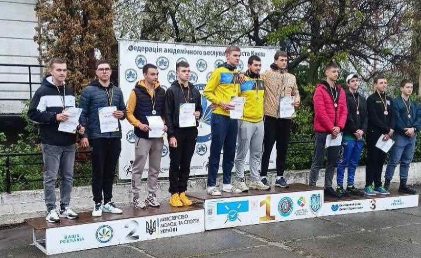 Юные николаевские гребцы завоевали «серебро» на всеукраинских соревнованиях