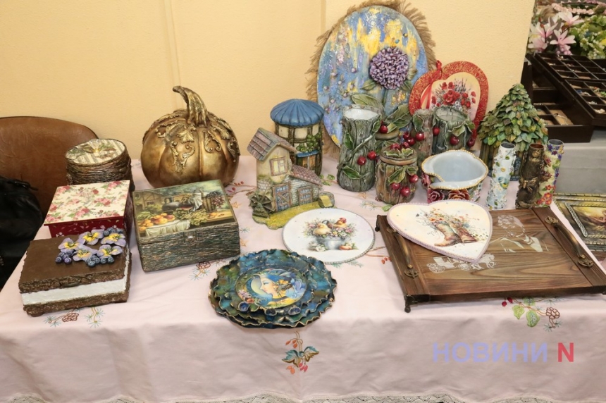 Арт-Ніко Handmade: в Николаеве открылась пасхальная выставка-ярмарка (фоторепортаж)