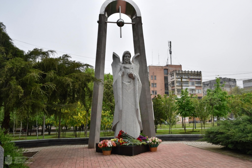 У Миколаєві вшанували пам'ять учасників ліквідації аварії на ЧАЕС (фоторепортаж)