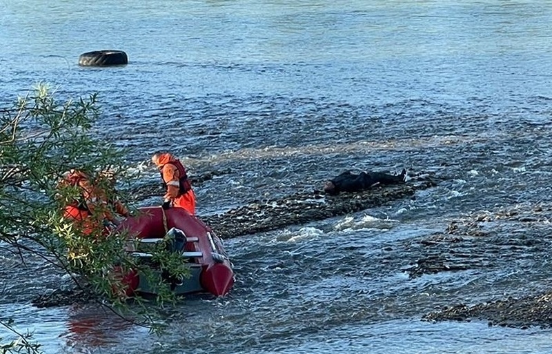 З річки на Закарпатті витягли тіла двох чоловіків