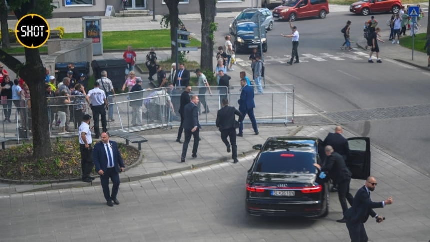 З'явилося відео моменту замаху на прем'єр-міністра Словаччини Фіцо