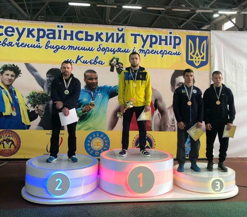 Николаевский борец стал чемпионом Всеукраинского турнира