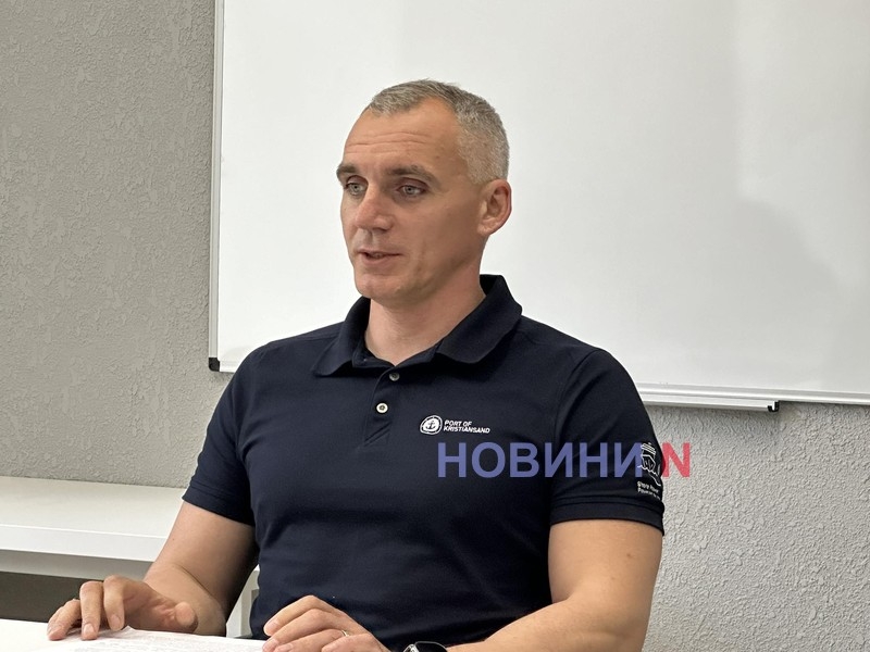 Сенкевич надеется заменить трубы в Николаеве за счет международных партнеров