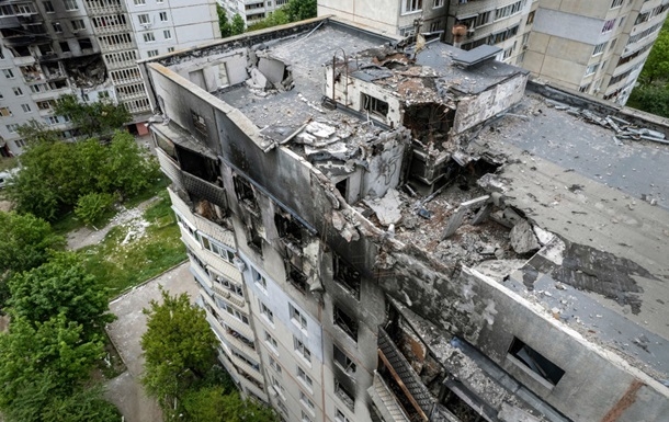 Россия ударила по Харькову КАБами: известно о 10 пострадавших