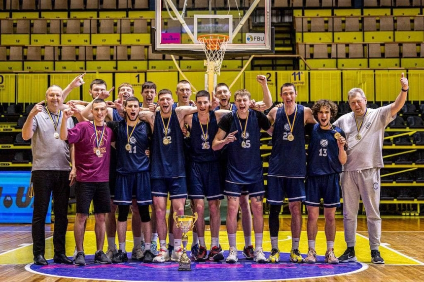 Николаевский баскетбольный клуб "Нико-Баскет" стал чемпионом Молодежной лиги