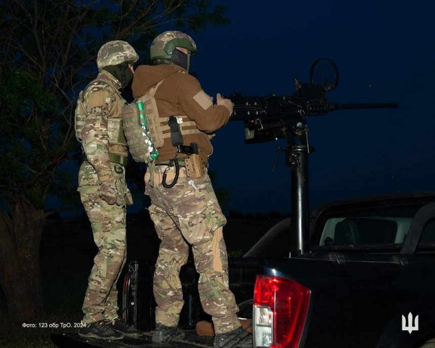 Бойцы николаевской бригады ТрО показали, как «охотятся» на «Шахеды» (фоторепортаж)