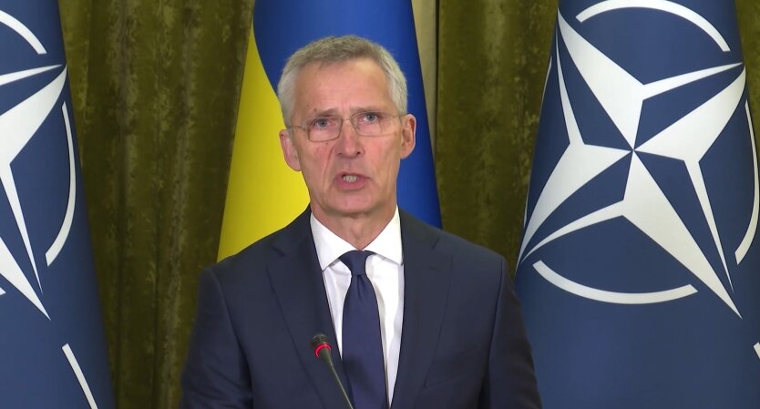 НАТО будет искать пути долгосрочной поддержки Украины на саммите в Риге, - Столтенберг