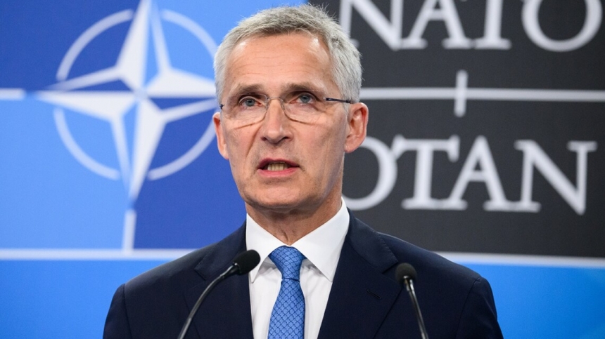 Столтенберг заявил о необходимости обязательств НАТО передавать Украине военную помощь