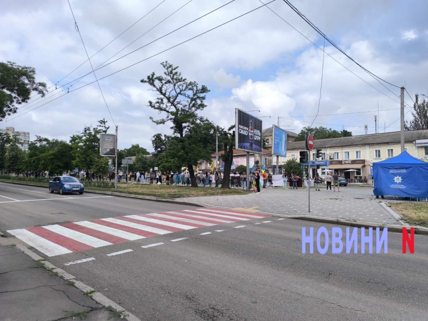 Родичі військовополонених проводять у Миколаєві масову акцію: вимагають повернути своїх близьких