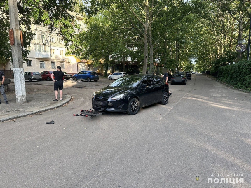 В Николаеве «Форд» сбил мальчика на велосипеде