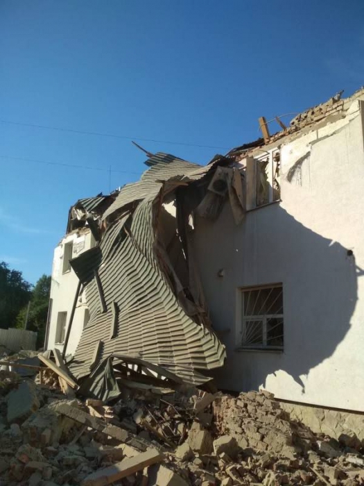 Во Львове из-за атаки «шахедов» разрушен научно-исследовательский институт, 2 пострадавших