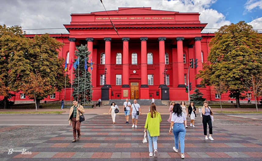 Все студенты-мужчины пройдут базовую общевоенную подготовку: постановление Кабмина