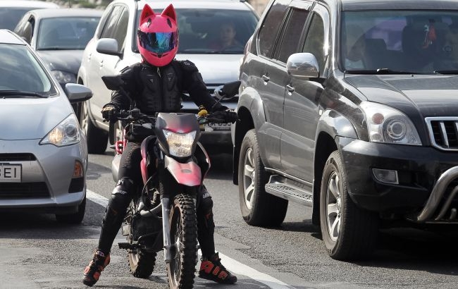 Что нужно знать водителям мотоциклов и скутеров о собственной безопасности: полиция дала советы