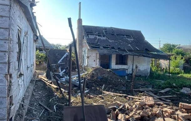 Ракетная атака на Днепропетровщину: пострадали два человека