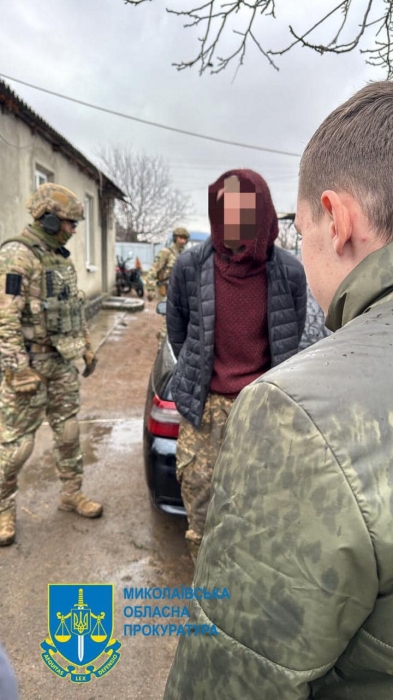 В Николаевской области отдали под суд преступную группировку: торговали оружием и наркотиками