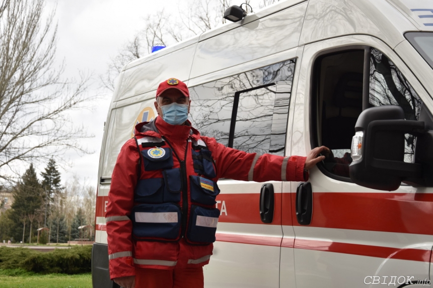 Несмотря на аномальную жару количество вызовов скорой помощи не превышает среднемесячных показателей