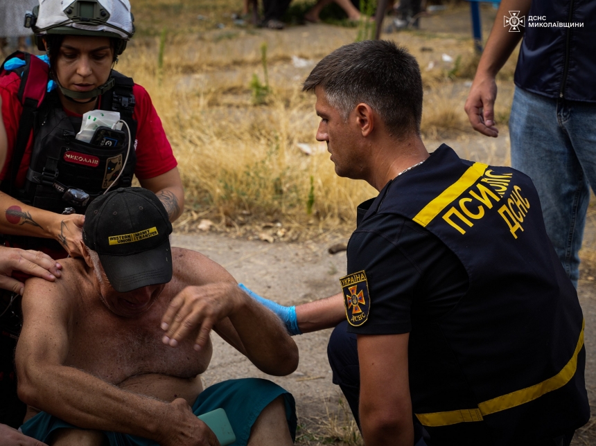 Троє загиблих, вісім у лікарні: наслідки ракетного удару по Миколаєву (відео)