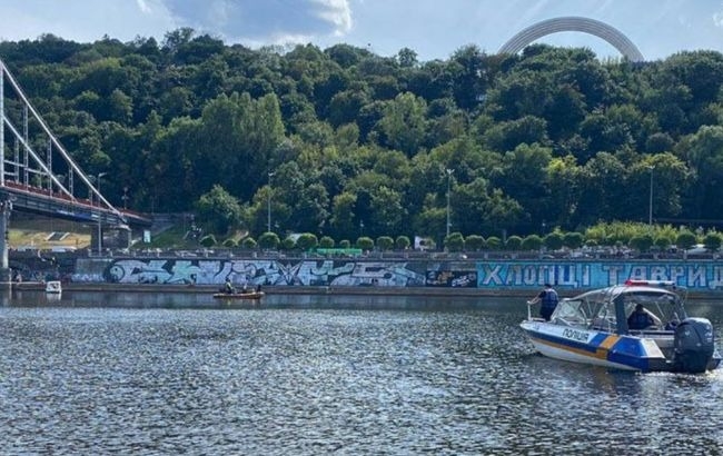 Трагедия на аттракционе в Киеве: тело погибшего не нашли, поиски продолжат завтра